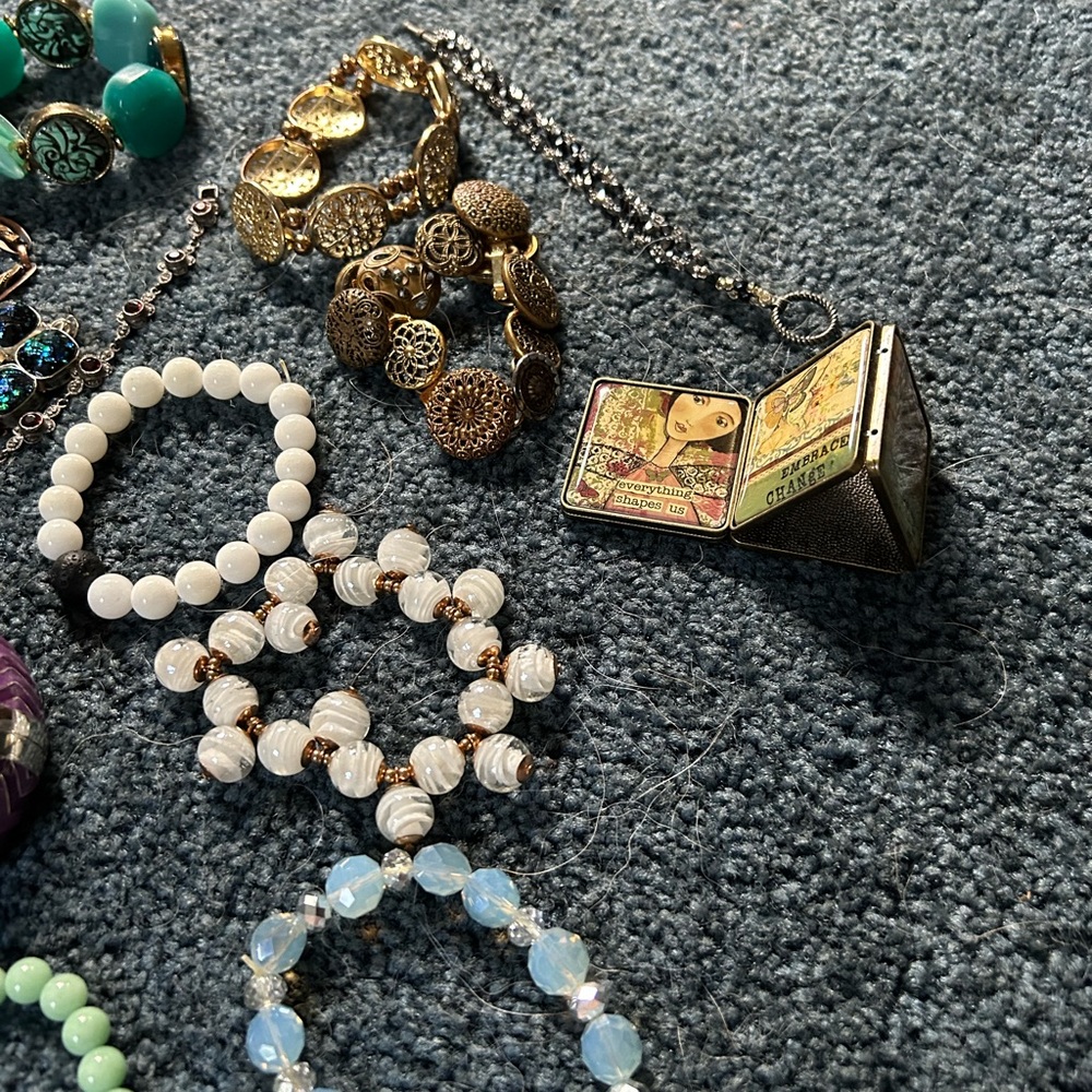 Bracelet bundle! - Picture 3 of 4
